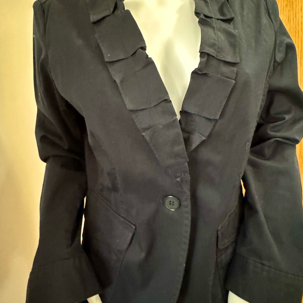 Talbots Women Blazer 14P Grace Fit Ruffle Lapel Cotton Pockets One
Button